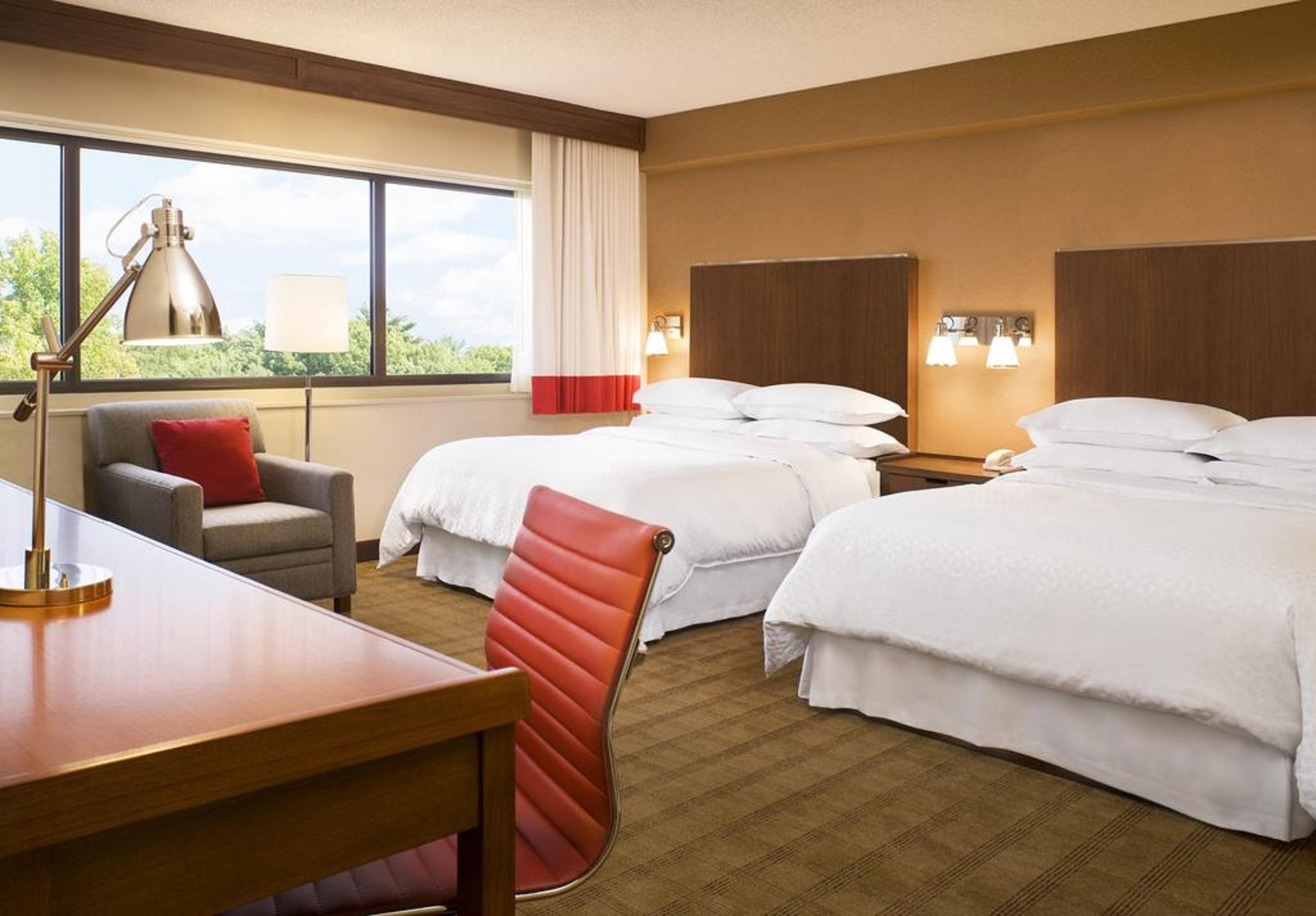 Four Points By Sheraton Cleveland Airport Buitenkant foto