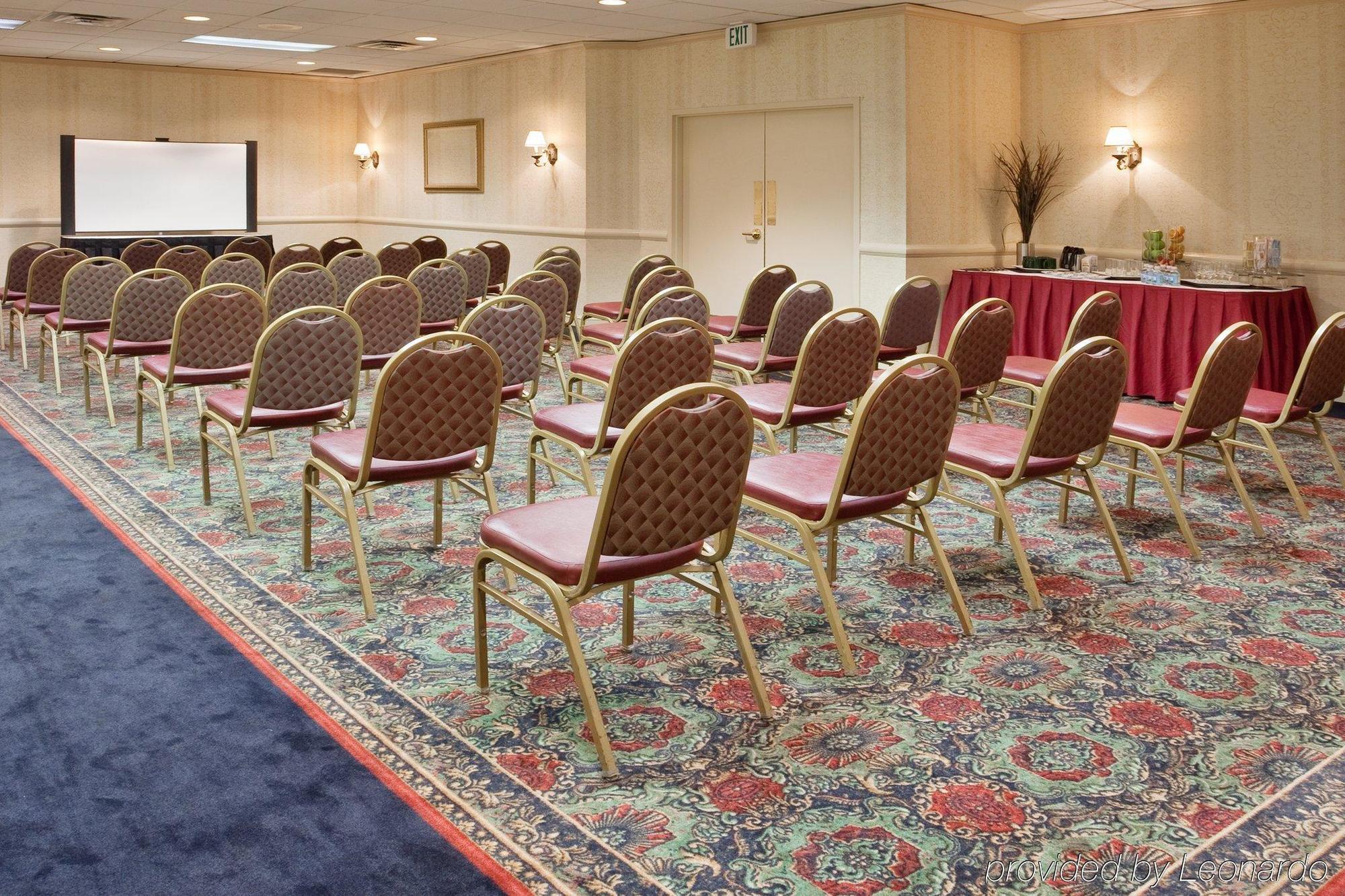 Four Points By Sheraton Cleveland Airport Buitenkant foto