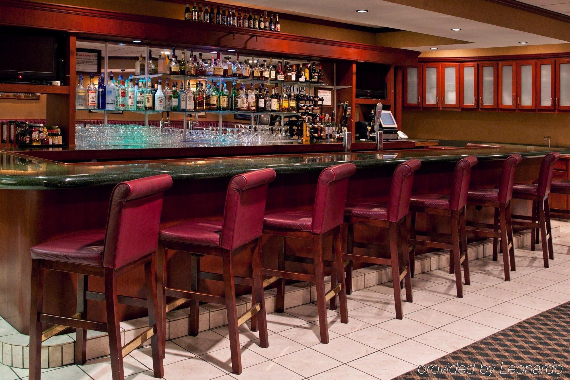 Four Points By Sheraton Cleveland Airport Buitenkant foto
