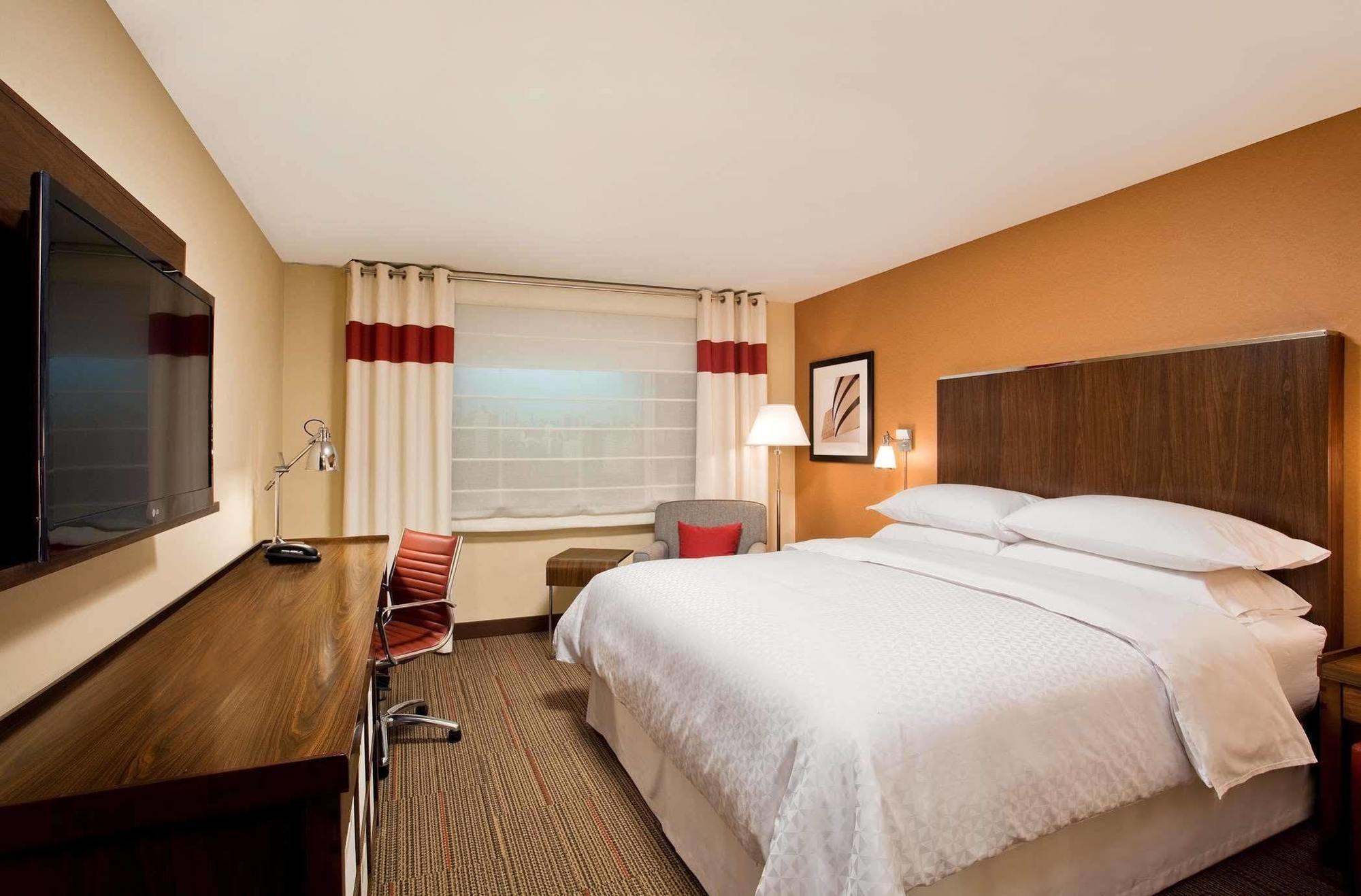 Four Points By Sheraton Cleveland Airport Buitenkant foto