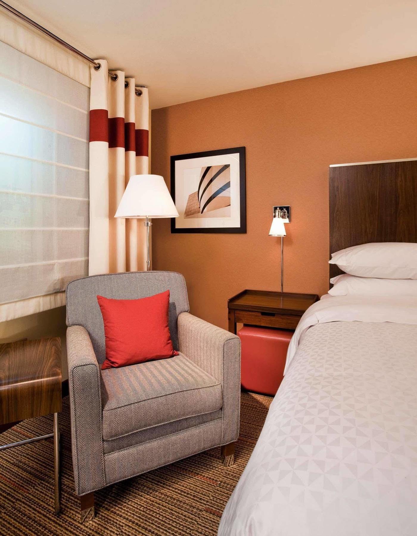 Four Points By Sheraton Cleveland Airport Buitenkant foto
