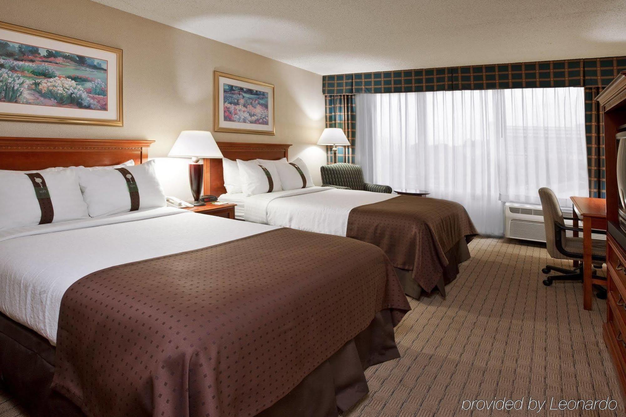 Four Points By Sheraton Cleveland Airport Buitenkant foto